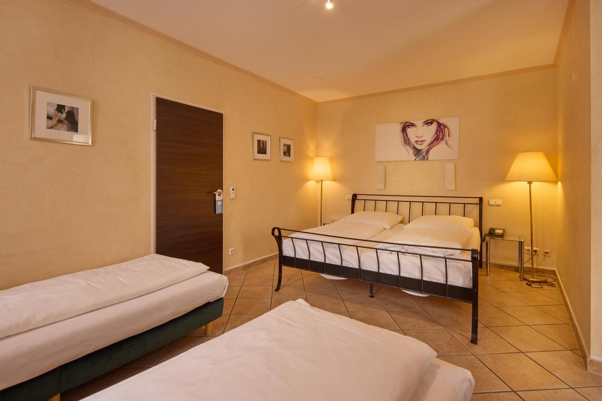 Trip Inn Posthotel Dueren Duren Luaran gambar